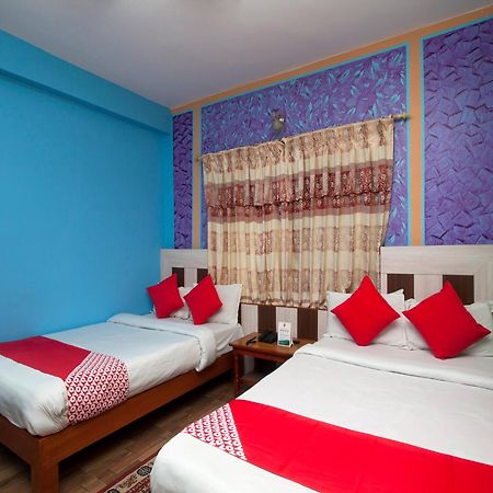 Hotel Point Pokhara Buitenkant foto