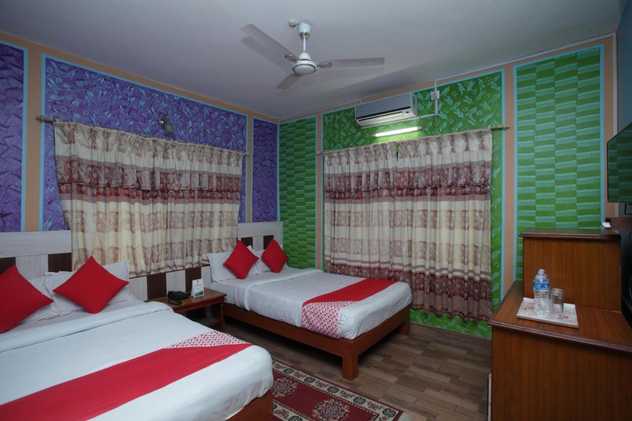 Hotel Point Pokhara Buitenkant foto