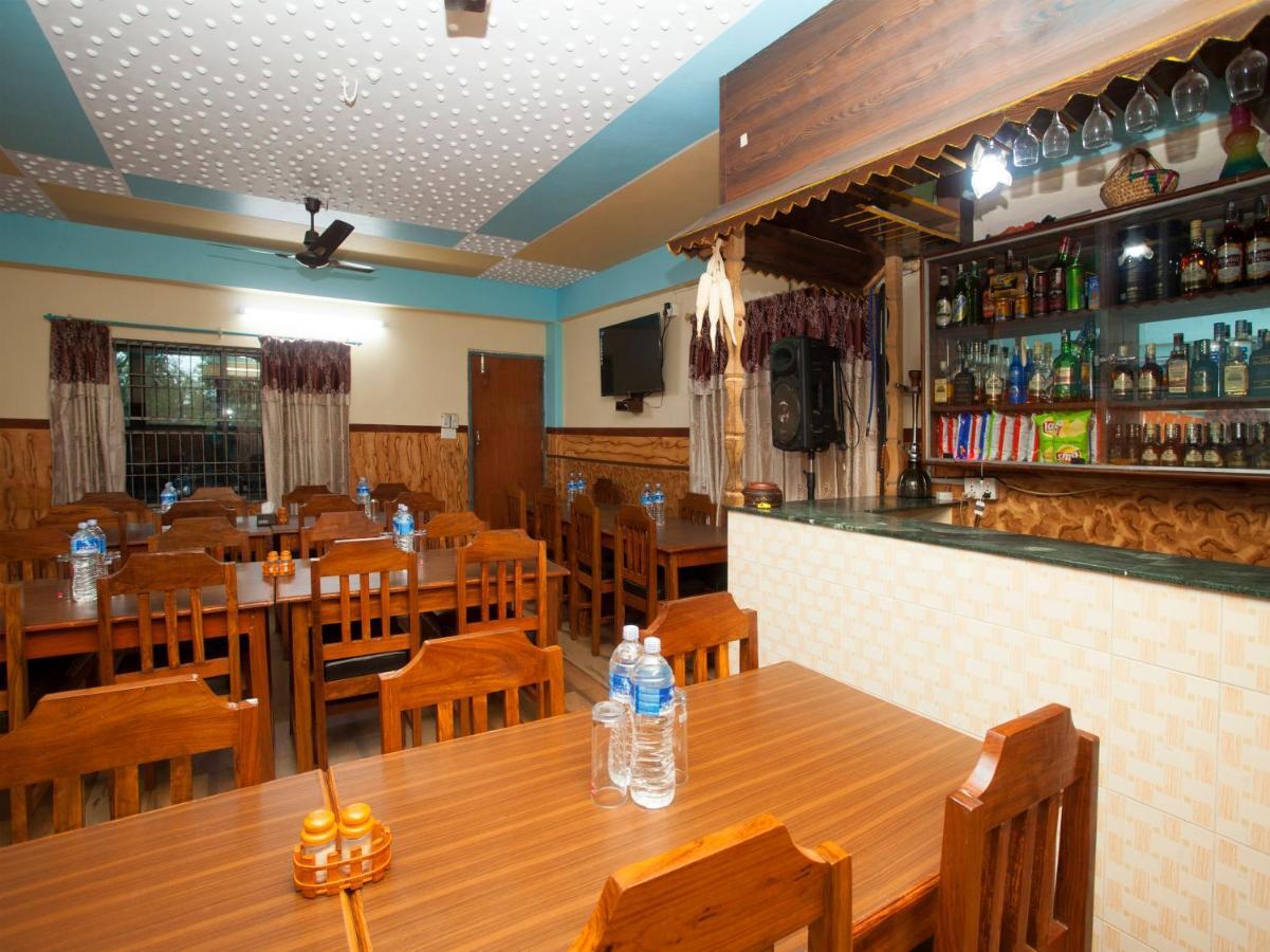 Hotel Point Pokhara Buitenkant foto